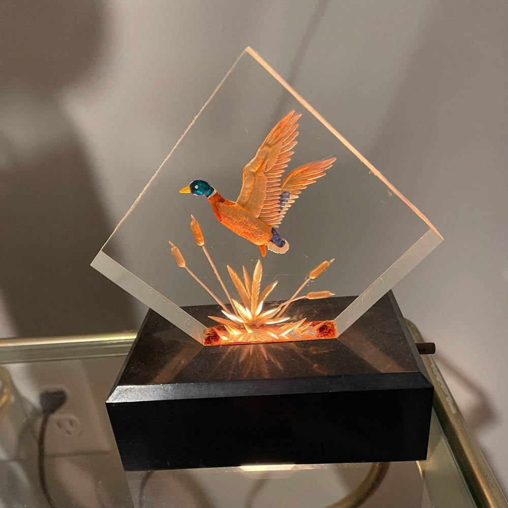 Vintage MCM lucite night Light!
